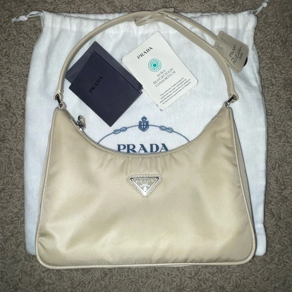 Prada Re-Edition Tessuto Re-Nylon Bag - Picture 2 of 14